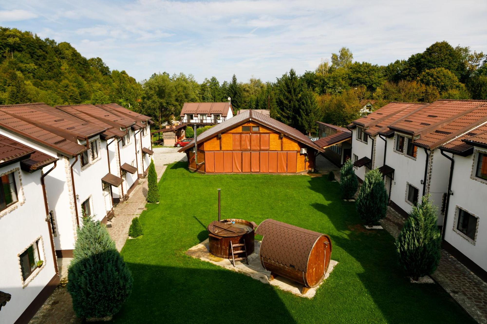 Hotel Domeniul Roa Avrig Exterior foto